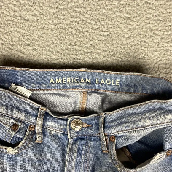 American Eagle Jeans Womens 2 Blue Baggy Jean High Rise Distressed Light Wash - Picture 8 of 13
